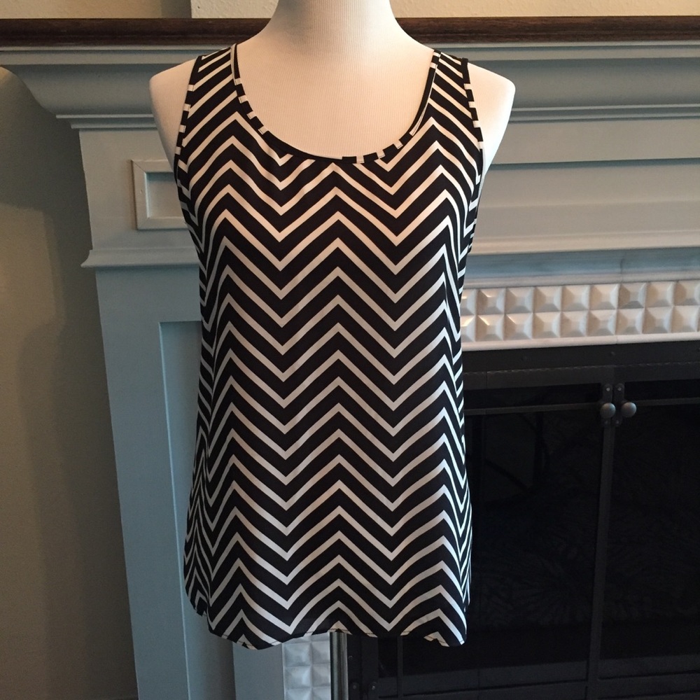 Express Chevron Print Split-Back Tank